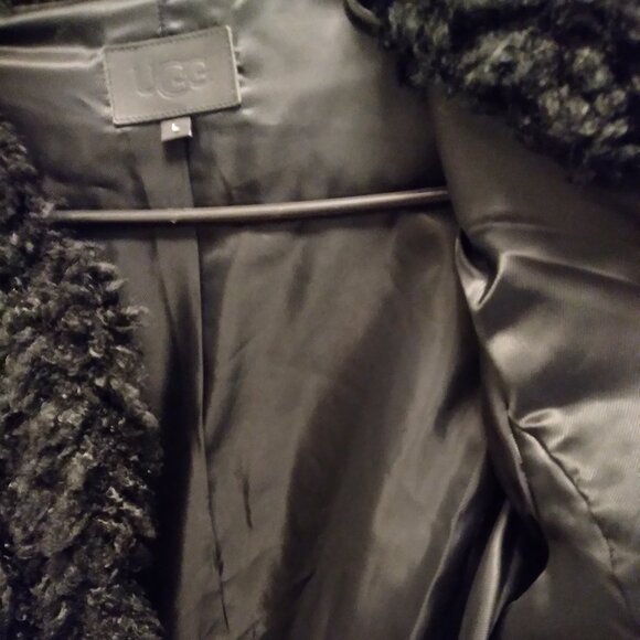 UGG Lorrena Faux Fur Jacket - Picture 9 of 9